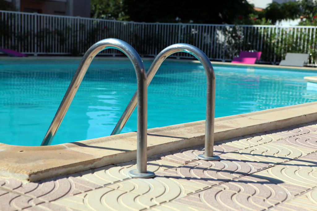 Hotel Les Grenadines Agde Exterior foto